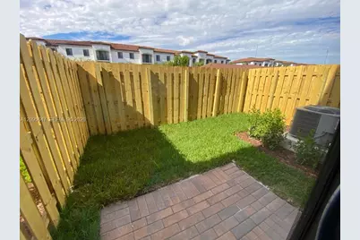21044 NE 8th Ave #21044, Miami, FL 33179 - Photo 5