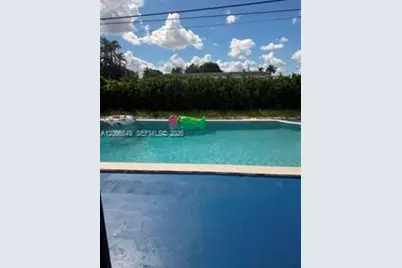 5760 W 14th Ave, Hialeah, FL 33012 - Photo 1