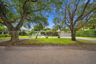 3680 Battersea Rd, Miami, FL 33133 - Photo 1