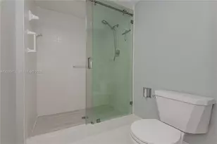550 SW 138th Ave, Pembroke Pines, FL 33027 - Photo 23