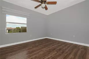 550 SW 138th Ave, Pembroke Pines, FL 33027 - Photo 25