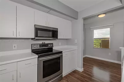 550 SW 138th Ave #404K, Pembroke Pines, FL 33027 - Photo 13