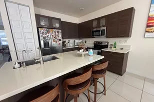 15780 NW 91st Ct, Miami Lakes, FL 33018 - Photo 7
