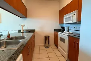 1200 Brickell Bay Dr, Miami, FL 33131 - Photo 5