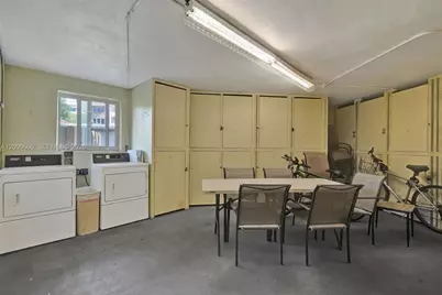 2124 NE 5th Ave #107, Wilton Manors, FL 33305 - Photo 23