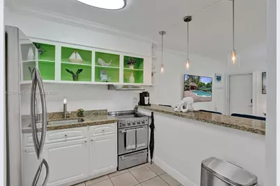 2124 NE 5th Ave #107, Wilton Manors, FL 33305 - Photo 5