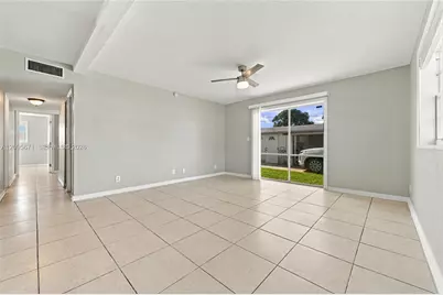 1944 Baythorne Rd, West Palm Beach, FL 33415 - Photo 5