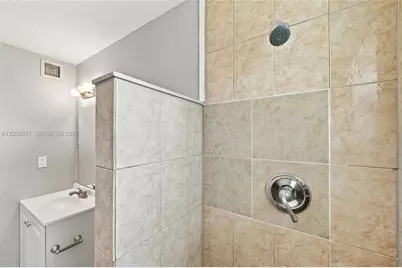 1944 Baythorne Rd, West Palm Beach, FL 33415 - Photo 19