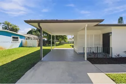 1944 Baythorne Rd, West Palm Beach, FL 33415 - Photo 3