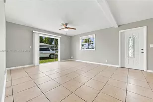 1944 Baythorne Rd, West Palm Beach, FL 33415 - Photo 7