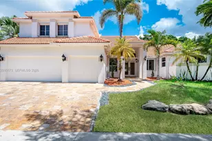 3216 Huntington, Weston, FL 33332 - Photo 1