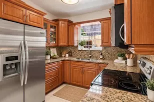 2428 SW 12th St, Miami, FL 33135 - Photo 11