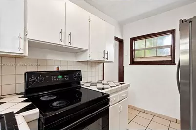 2428 SW 12th St, Miami, FL 33135 - Photo 53