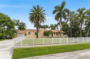 711 Tyler St, Hollywood, FL 33019 - Photo 5