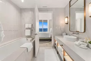 525 N Fort Lauderdale Beach Blvd, Fort Lauderdale, FL 33304 - Photo 17