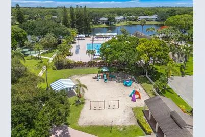 2767 Carambola Cir S #402, Coconut Creek, FL 33066 - Photo 27