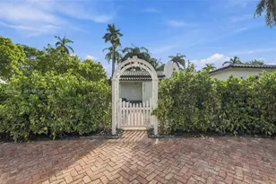 7821 Coquina Dr, North Bay Village, FL 33141 - Photo 13