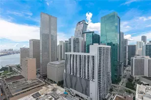 151 SE 1st St, Miami, FL 33131 - Photo 37