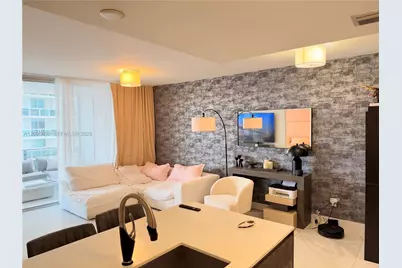 488 NE 18th St #2205, Miami, FL 33132 - Photo 5