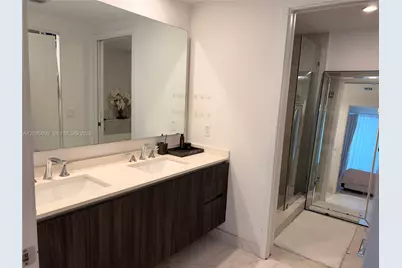 488 NE 18th St #2205, Miami, FL 33132 - Photo 9