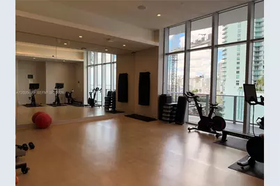 488 NE 18th St #2205, Miami, FL 33132 - Photo 37