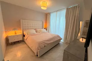 488 NE 18th St, Miami, FL 33132 - Photo 7