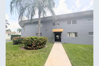 63 NE 10th St #12, Homestead, FL 33030 - Photo 1