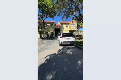 18348 NW 68th Ave #H, Hialeah, FL 33015 - Photo 11