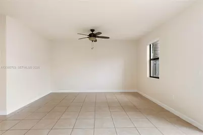 8965 NW 98th Ave, Doral, FL 33178 - Photo 15