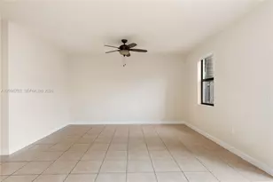 8965 NW 98th Ave, Doral, FL 33178 - Photo 15