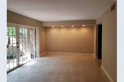 3746 Alcantara Ave #70-D, Doral, FL 33178 - Photo 11