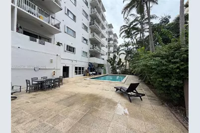 677 NE 24th St #406, Miami, FL 33137 - Photo 23