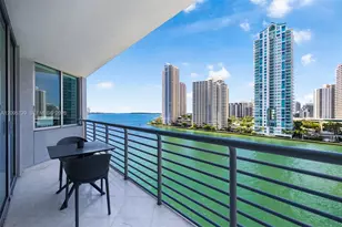325 S Biscayne Blvd, Miami, FL 33131 - Photo 29
