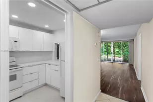 9400 Live Oak Pl, Davie, FL 33324 - Photo 5