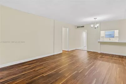 9400 Live Oak Pl #103, Davie, FL 33324 - Photo 11