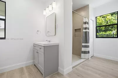 4237 SW 7th St, Miami, FL 33134 - Photo 11