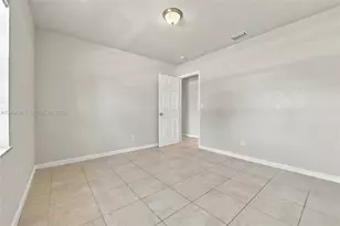 392 NW Ferris Dr, Port Saint Lucie, FL 34983 - Photo 15