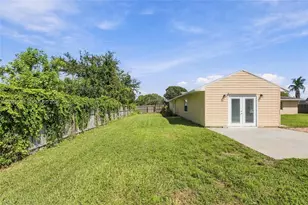 392 NW Ferris Dr, Port Saint Lucie, FL 34983 - Photo 35