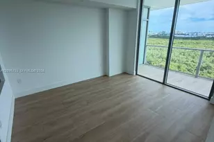 2411 Laguna Cir, Miami, FL 33181 - Photo 29