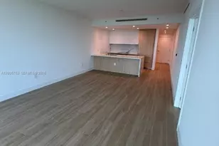 2411 Laguna Cir, Miami, FL 33181 - Photo 37