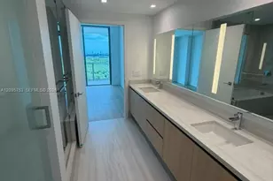 2411 Laguna Cir, Miami, FL 33181 - Photo 33