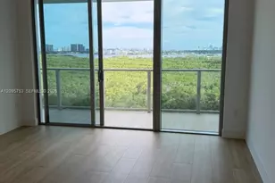 2411 Laguna Cir, Miami, FL 33181 - Photo 35
