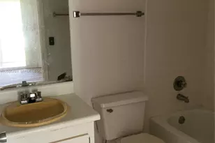 251 SW 134th Way, Pembroke Pines, FL 33027 - Photo 29
