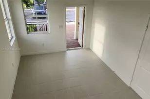 2518 SE 25th Dr, Homestead, FL 33035 - Photo 17