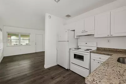 4070 NW 65th Ave #4076, Virginia Gardens, FL 33166 - Photo 9