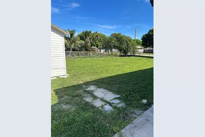 20403 NW 44th Pl, Miami Gardens, FL 33055 - Photo 25