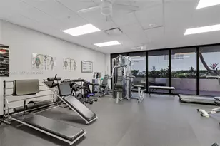 1623 Collins Ave, Miami Beach, FL 33139 - Photo 7