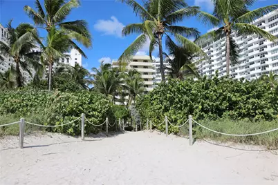 1623 Collins Ave #812, Miami Beach, FL 33139 - Photo 27