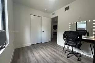 628 SW 21st Ave, Miami, FL 33135 - Photo 9