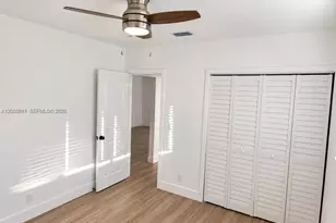 2080 NE 172nd St, North Miami Beach, FL 33162 - Photo 5